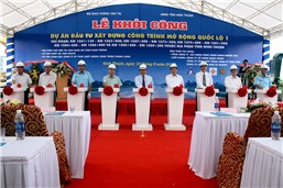 Lễ khởi công dự án đầu tư xây dựng công trình mở rộng Quốc lộ 1
