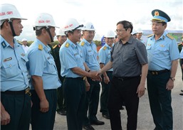 Thủ tướng Chính phủ Phạm Minh Chính kiểm tra tiến độ xây dựng Sân bay Phan Thiết